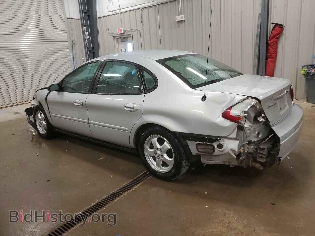 2005 FORD TAURUS - VIN: 1FAFP53295A108804 - Фото 2