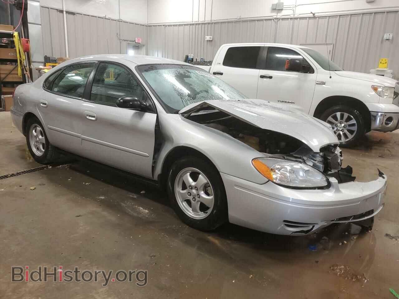 2005 FORD TAURUS - VIN: 1FAFP53295A108804 - Фото 4