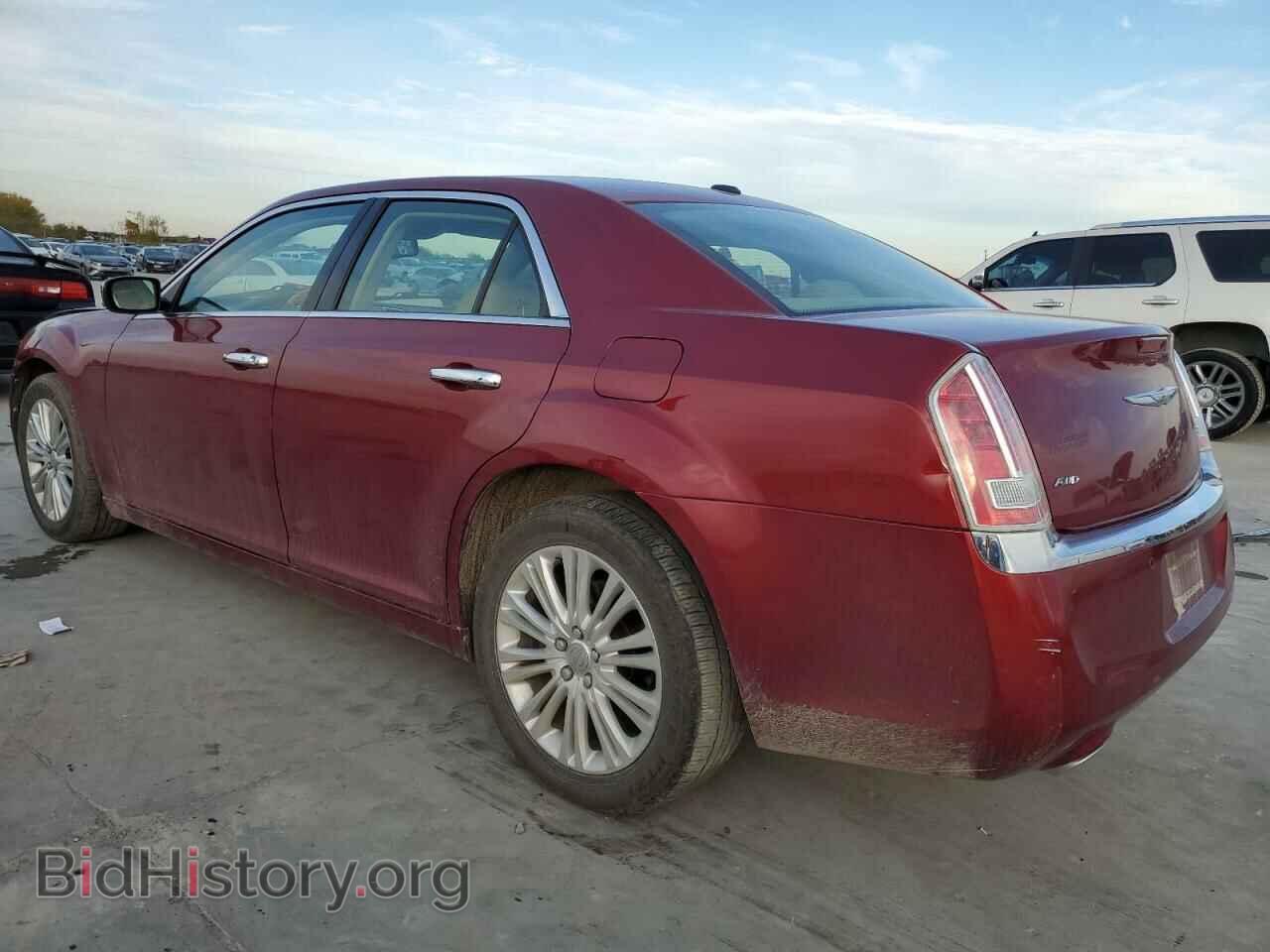 2013 CHRYSLER 300 - VIN: 2C3CCAKG8DH614093 - Фото 2