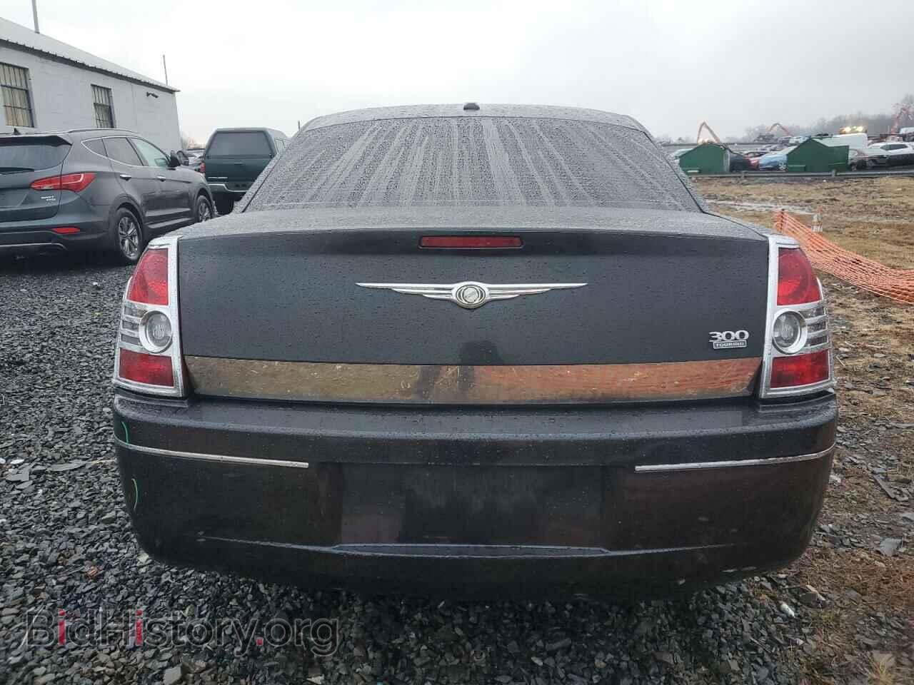 2010 CHRYSLER 300 - VIN: 2C3CA5CV0AH328020 - Фото 6