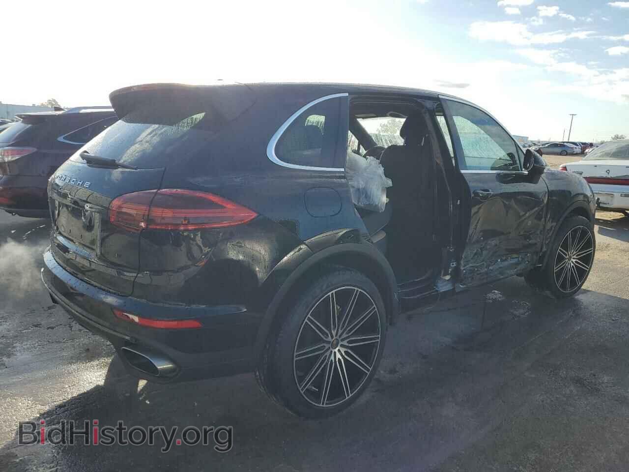 2016 PORSCHE CAYENNE - VIN: WP1AA2A21GKA10966 - Photo 3