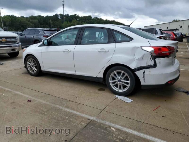 2016 Ford FOCUS (VIN 1FADP3F20GL355904) — фото 2 из 12