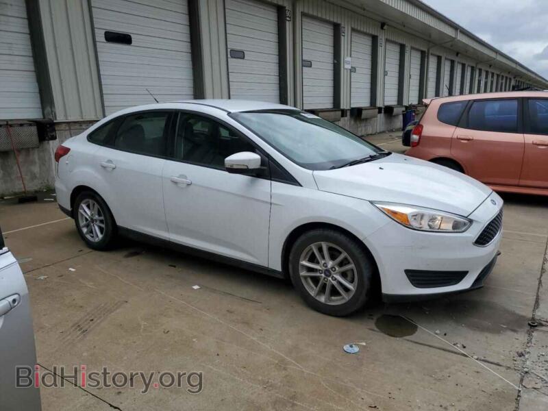 2016 Ford FOCUS (VIN 1FADP3F20GL355904) — фото 4 из 12