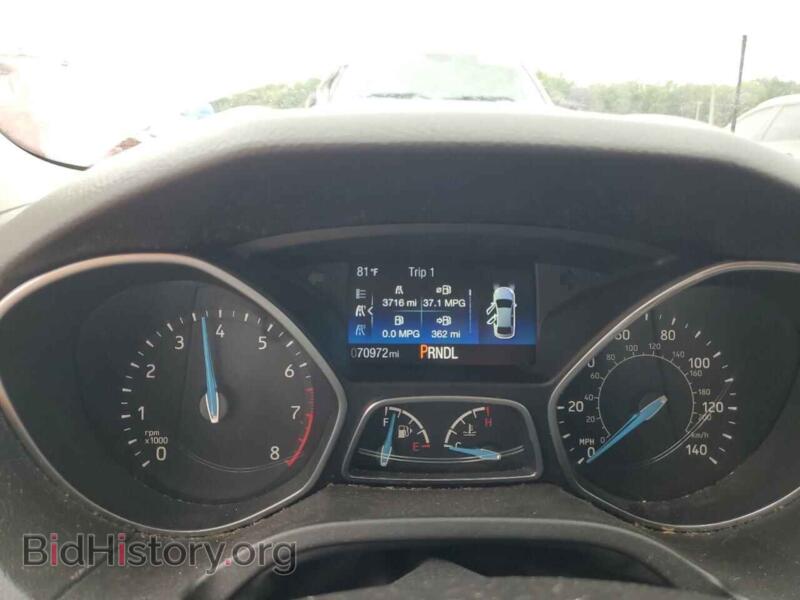 2016 Ford FOCUS (VIN 1FADP3F20GL355904) — фото 9 из 12