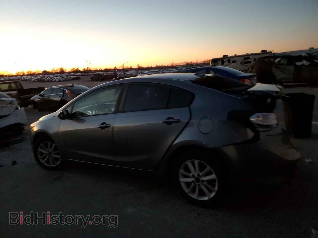 2017 KIA FORTE - VIN: 3KPFL4A70HE053966 - Фото 2