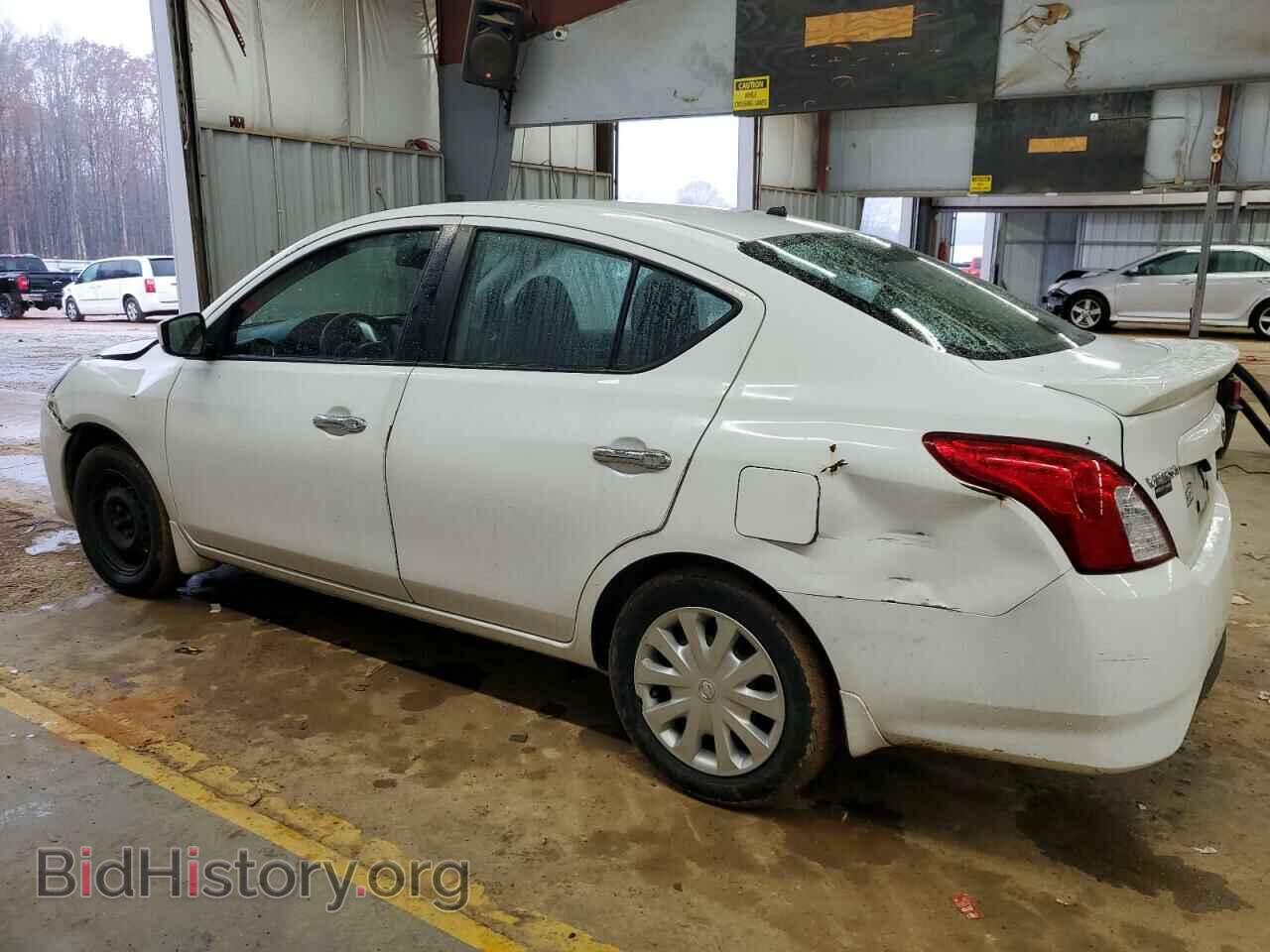 2016 NISSAN VERSA - VIN: 3N1CN7AP1GL838413 - Photo 2