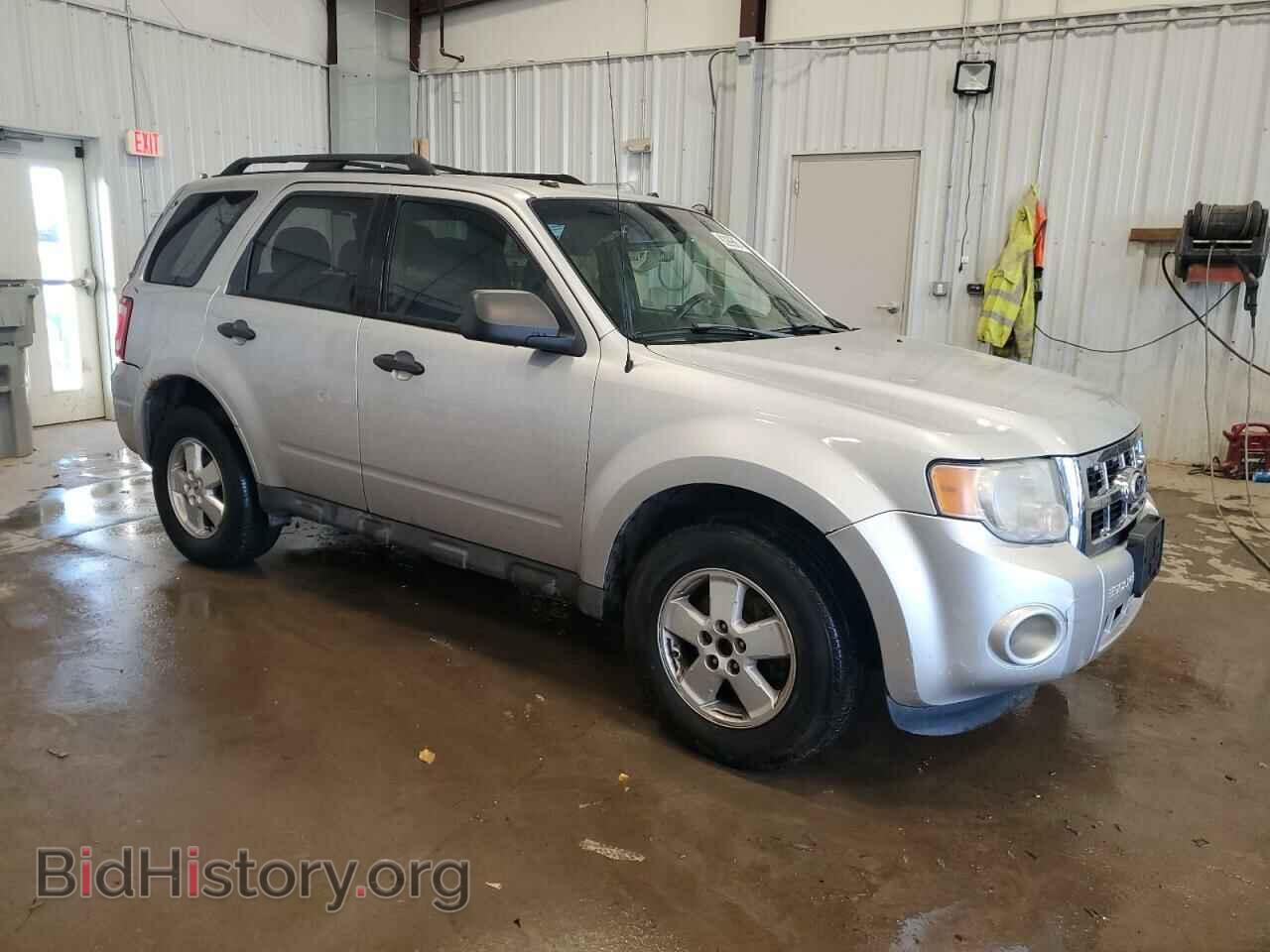 2010 FORD ESCAPE - VIN: 1FMCU9D77AKD17904 - Фото 4