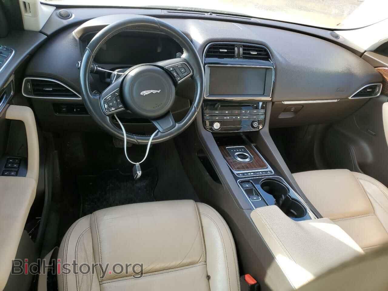 2017 JAGUAR F-PACE - VIN: SADCK2BV3HA898860 - Фото 8