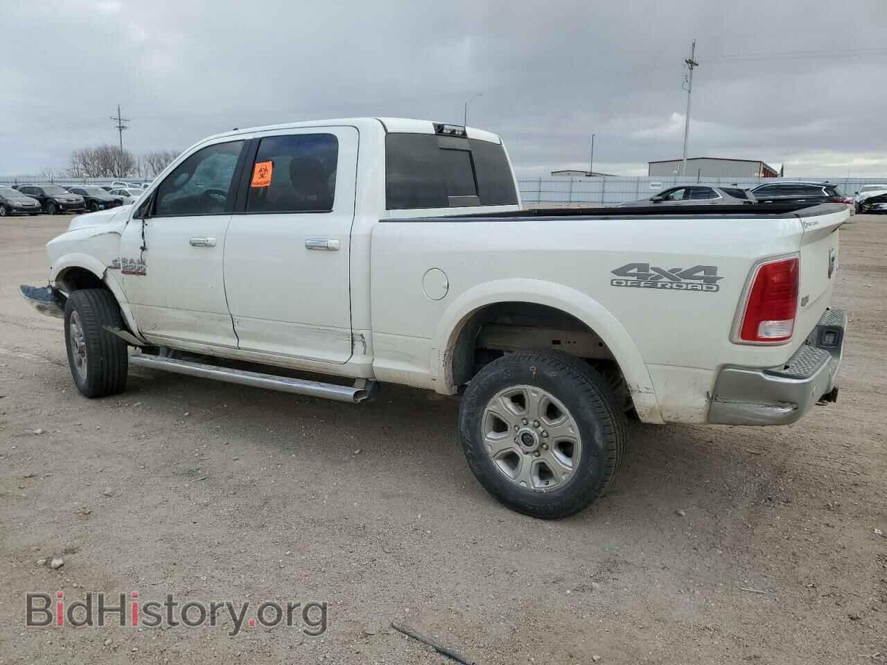 2017 RAM 2500 - VIN: 3C6UR5FL2HG720596 - Photo 2