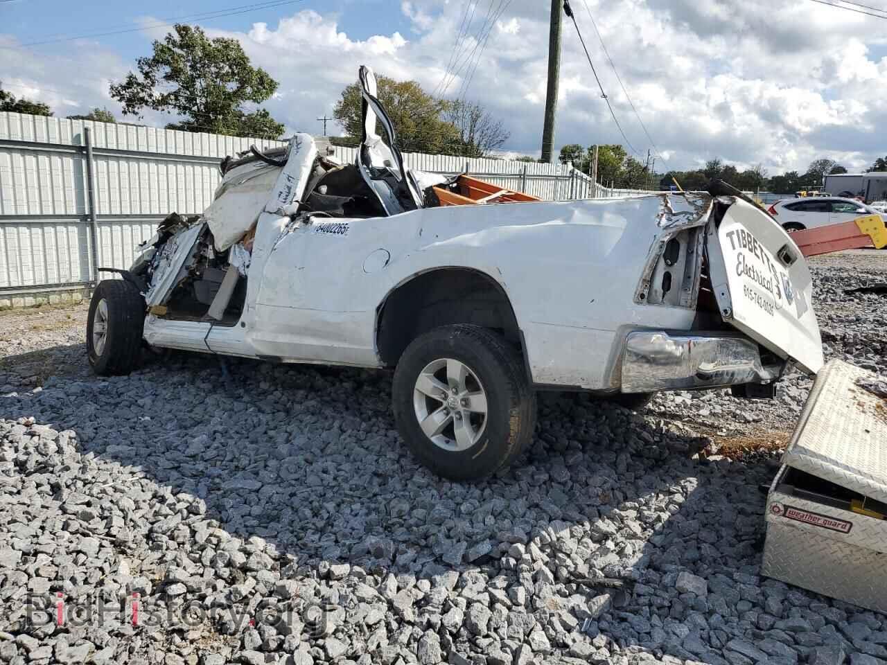 2015 RAM 1500 - VIN: 3C6JR6DG0FG572122 - Фото 2