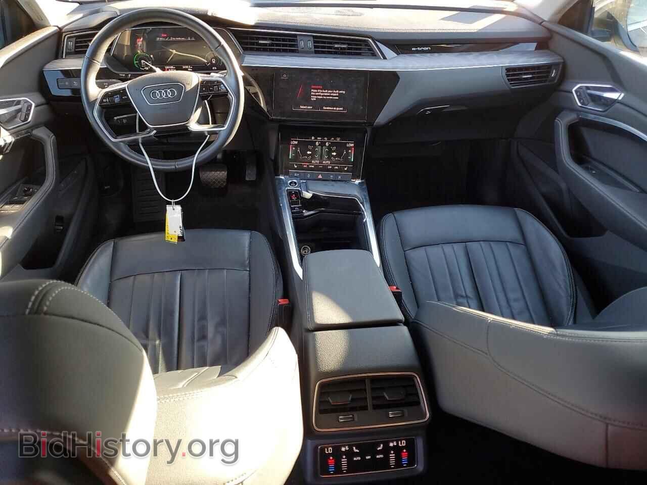 2021 AUDI E-TRON - VIN: WA1AAAGE9MB005436 - Фото 8
