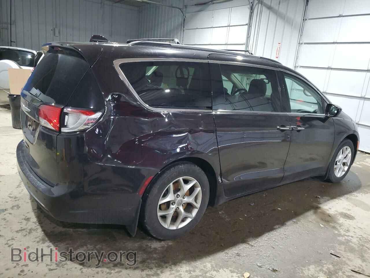 2018 CHRYSLER PACIFICA - VIN: 2C4RC1FG2JR109740 - Photo 3