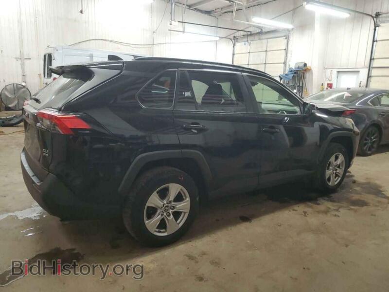 2019 Toyota RAV4 (VIN JTMP1RFV2KD018062) — фото 3 из 15