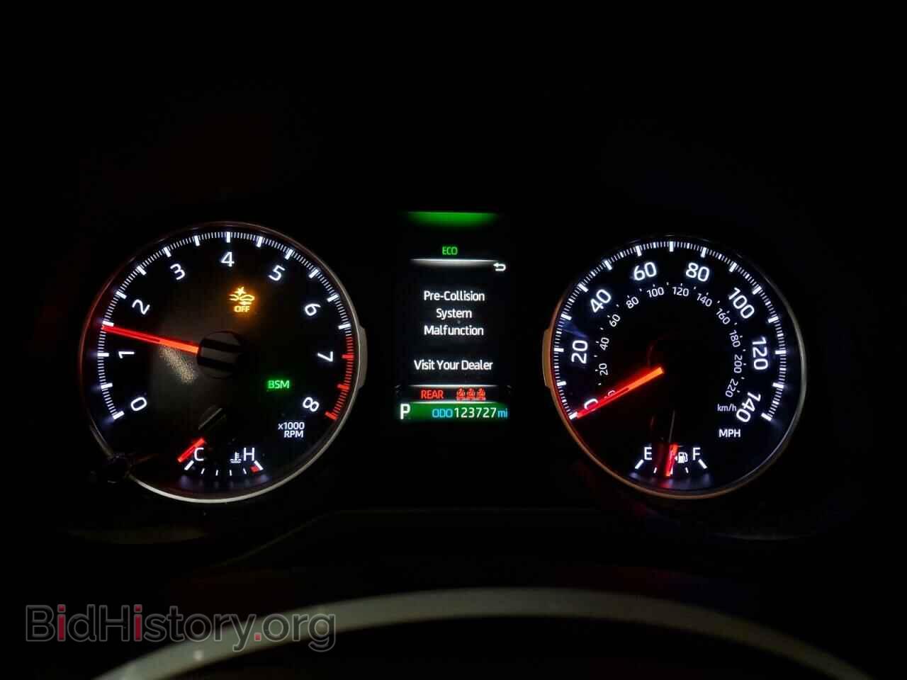 2019 TOYOTA RAV4 - VIN: JTMP1RFV2KD018062 - Фото 9