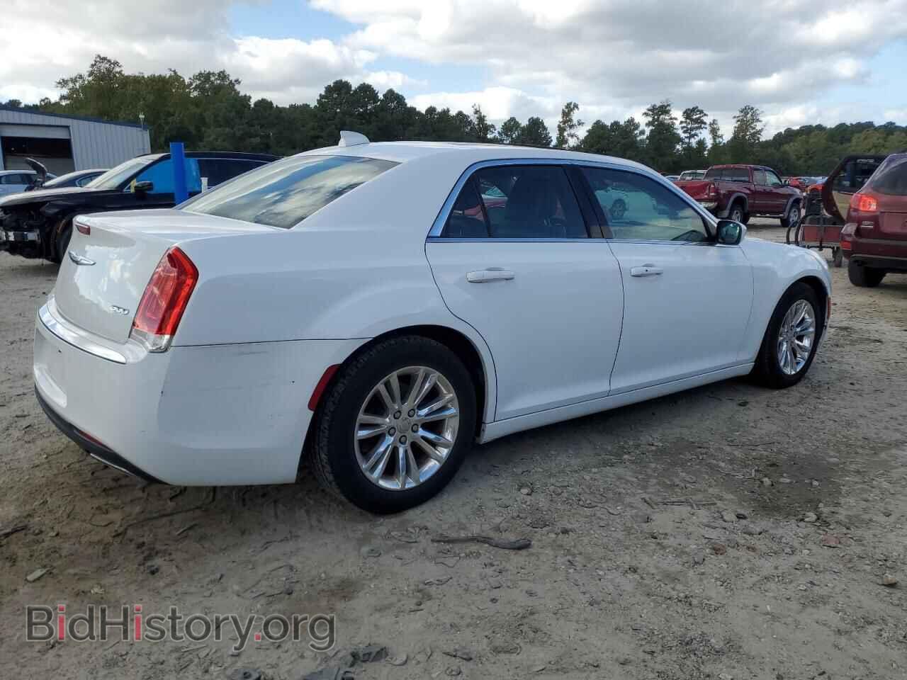 2016 CHRYSLER 300 - VIN: 2C3CCAAG6GH358347 - Фото 3