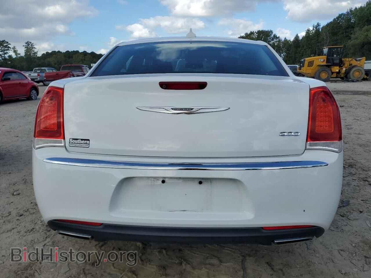 2016 CHRYSLER 300 - VIN: 2C3CCAAG6GH358347 - Фото 6