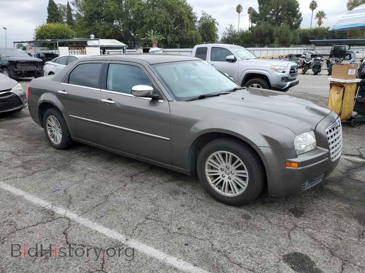 2010 CHRYSLER 300 - VIN: 2C3CA5CV9AH190252 - Фото 4