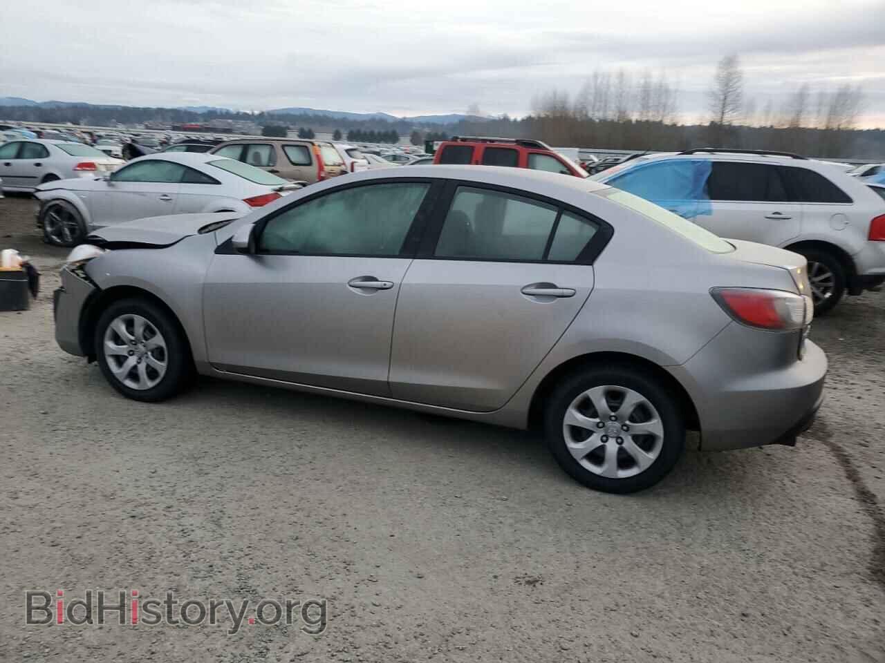 2011 MAZDA 3 - VIN: JM1BL1UG5B1470471 - Фото 2