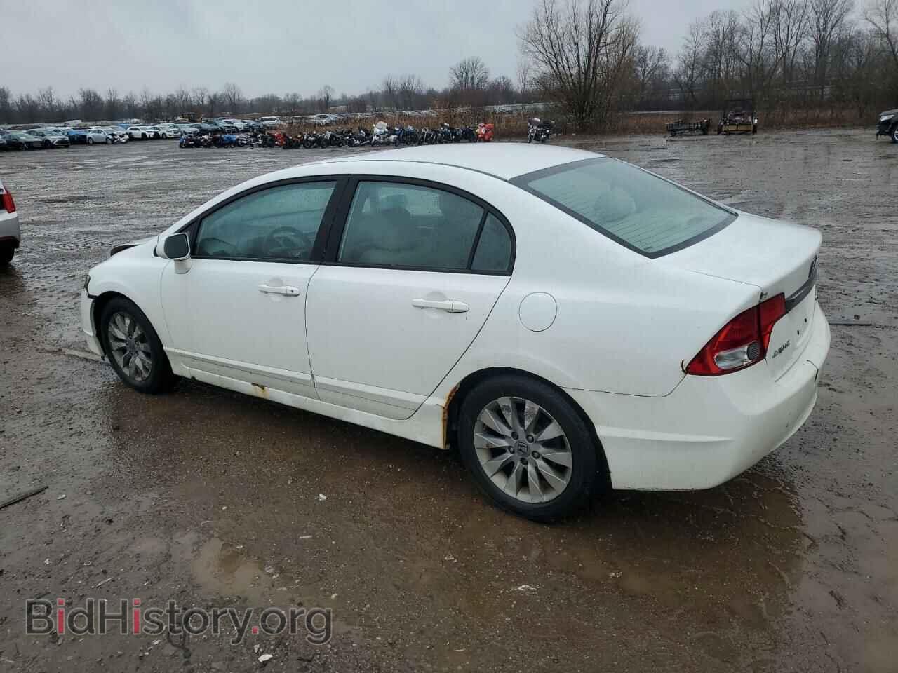 2011 HONDA CIVIC - VIN: 19XFA1F91BE009268 - Фото 2