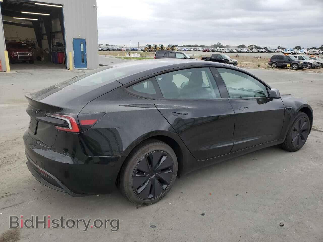 2025 TESLA MODEL 3 - VIN: 5YJ3E1EA8SF961844 - Photo 3