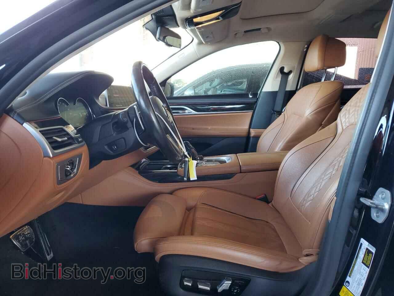 2019 BMW M7 - VIN: WBA7H6C55KG614986 - Фото 7
