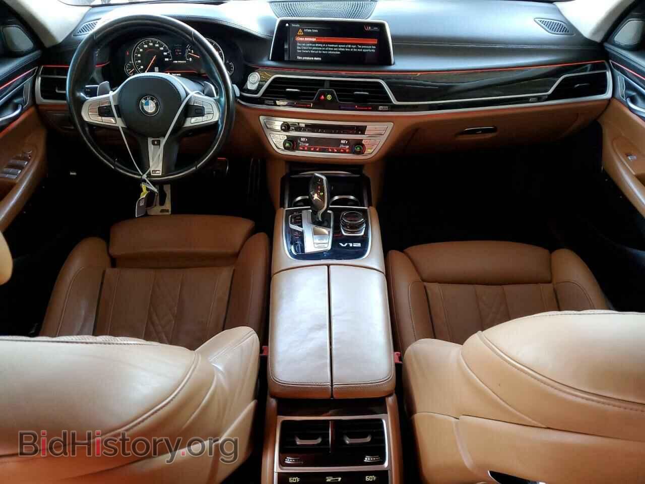 2019 BMW M7 - VIN: WBA7H6C55KG614986 - Фото 8