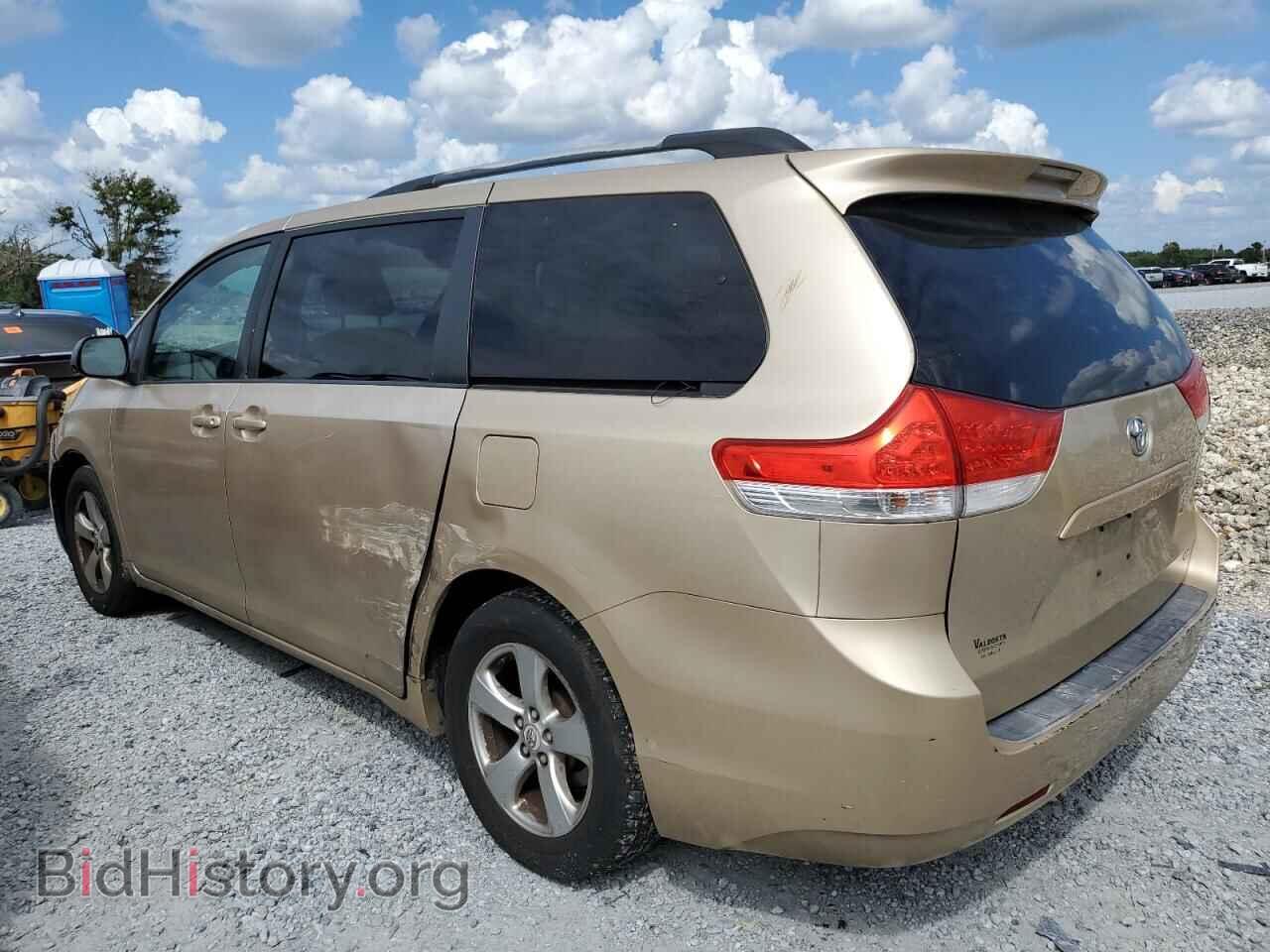2011 TOYOTA All Models - VIN: 5TDKK3DC7BS124890 - Фото 2