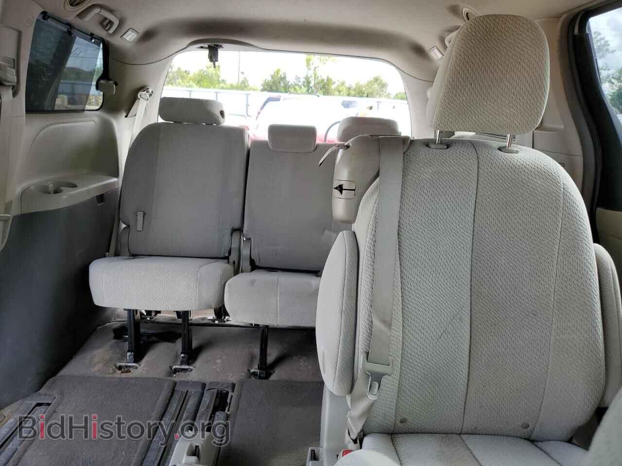 2011 TOYOTA All Models - VIN: 5TDKK3DC7BS124890 - Фото 10