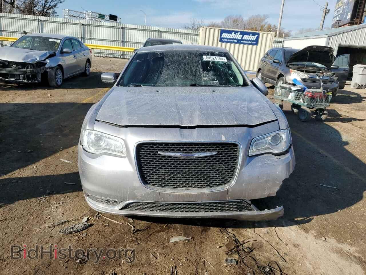 2015 CHRYSLER 300 - VIN: 2C3CCAAG0FH931421 - Фото 5