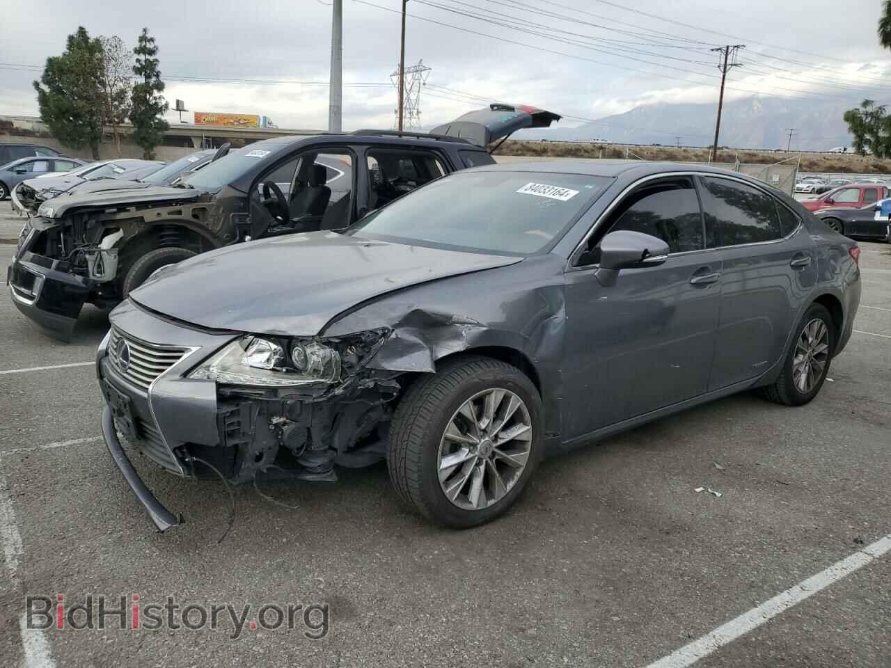 Фотография JTHBW1GG4E2046182 - LEXUS ES300 2014
