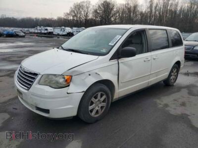 2010 Chrysler MINIVAN LX, white — VIN 2A4RR2D17AR405902, Copart