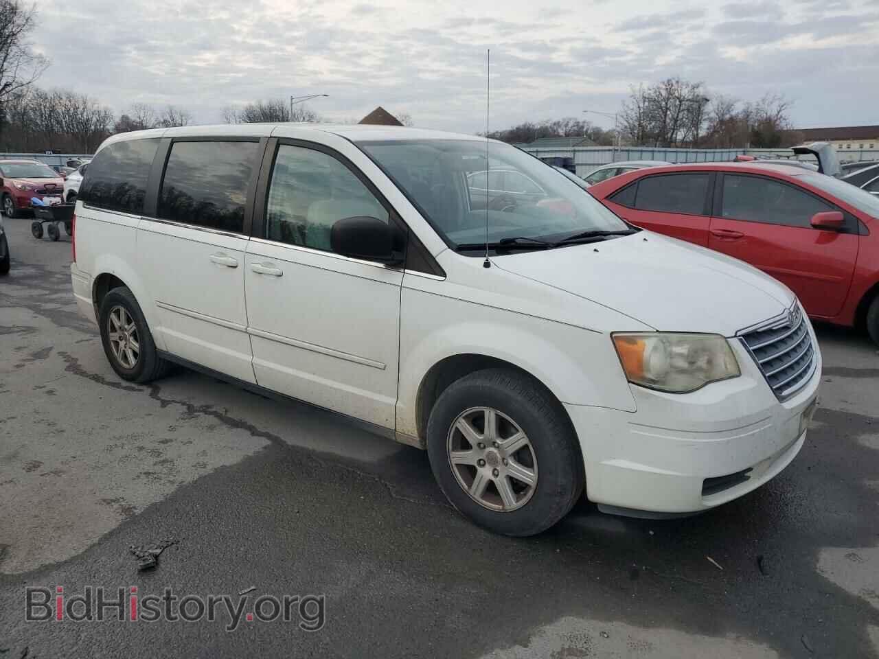 2010 CHRYSLER MINIVAN - VIN: 2A4RR2D17AR405902 - Фото 4