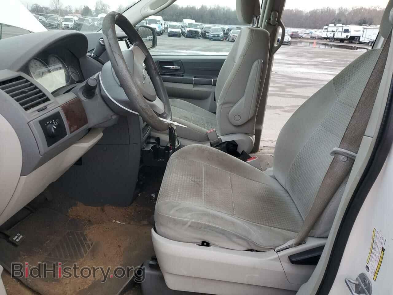 2010 CHRYSLER MINIVAN - VIN: 2A4RR2D17AR405902 - Фото 7