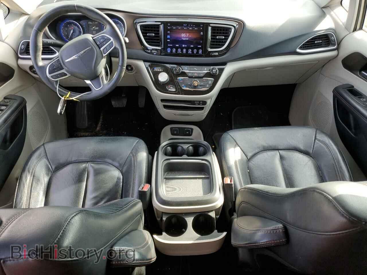 2017 CHRYSLER PACIFICA - VIN: 2C4RC1BGXHR759366 - Фото 8