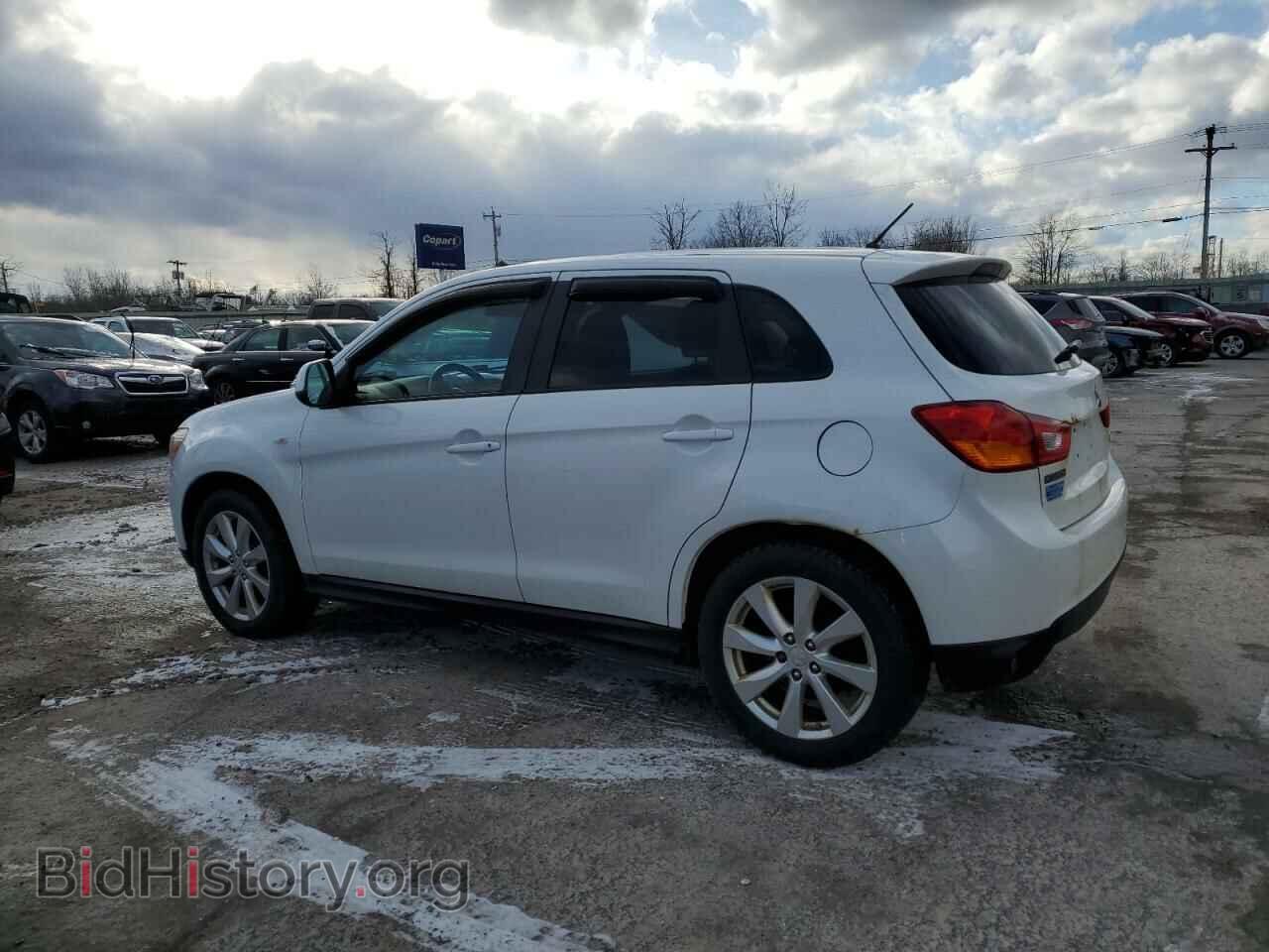 2014 MITSUBISHI OUTLANDER - VIN: 4A4AR3AU2EE024655 - Фото 2