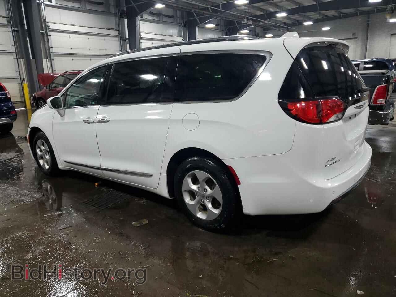 2017 CHRYSLER PACIFICA - VIN: 2C4RC1EG6HR622405 - Photo 2