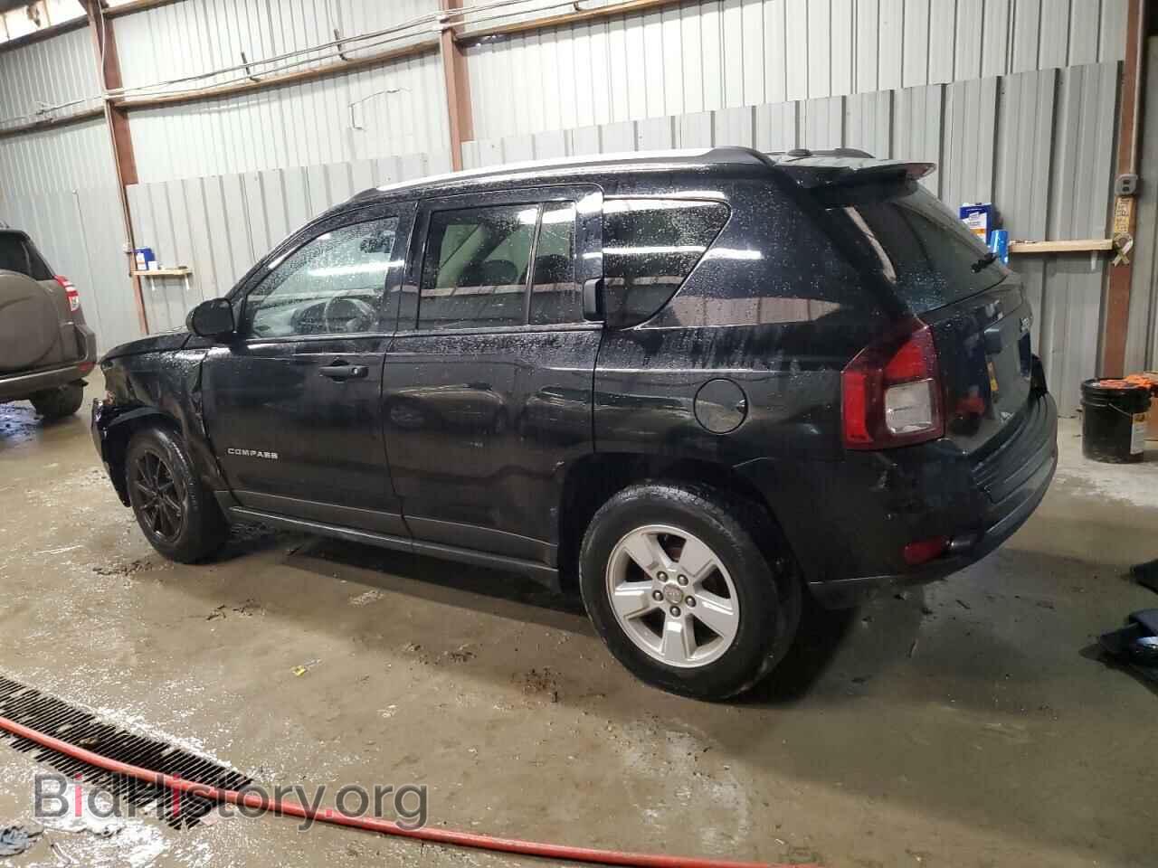 2017 JEEP COMPASS - VIN: 1C4NJCBAXHD137672 - Фото 2