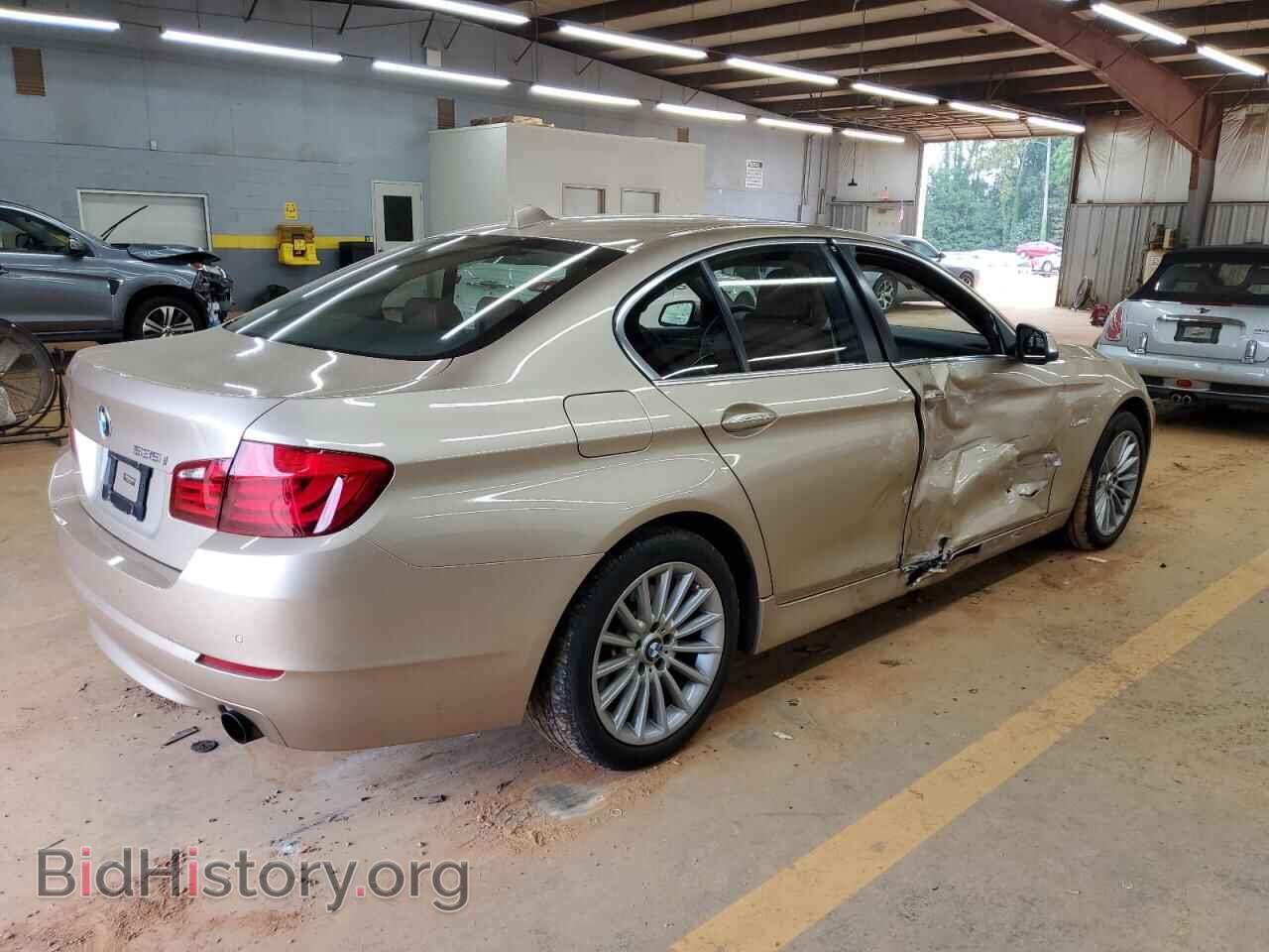 2013 BMW 5 SERIES - VIN: WBAFR7C5XDC823732 - Фото 3