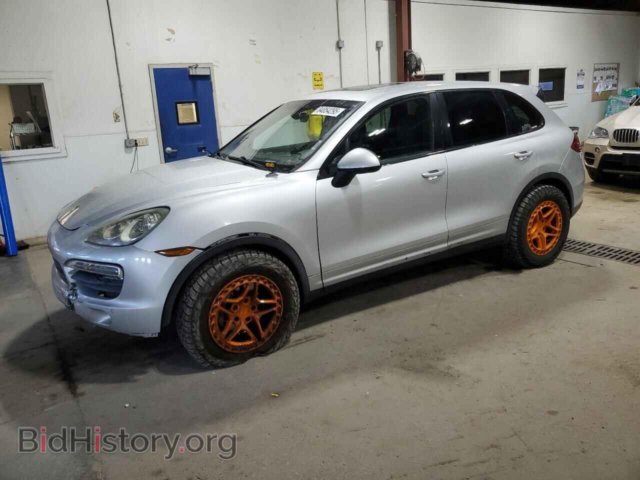 Photo WP1AB2A2XBLA45148 - PORSCHE CAYENNE 2011