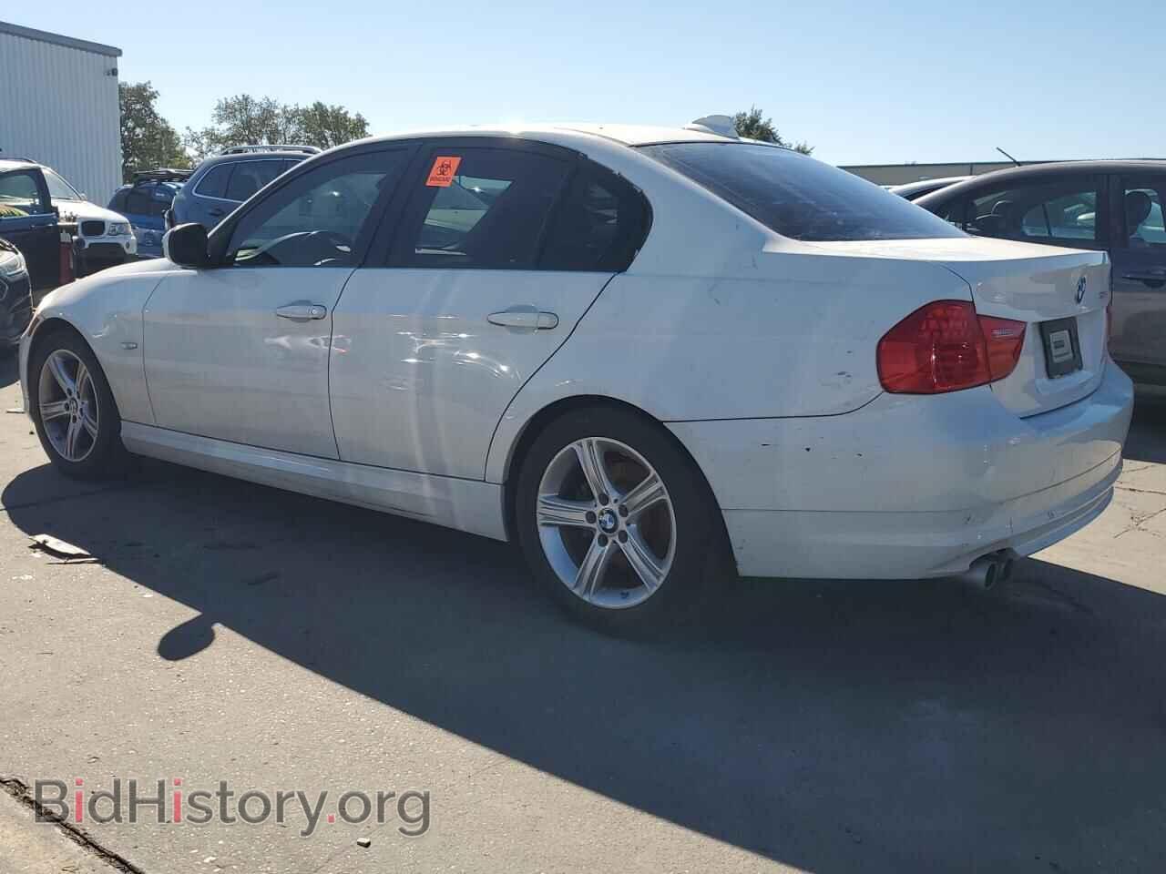 2011 BMW 3 SERIES - VIN: WBAPH5G57BNM71880 - Фото 2