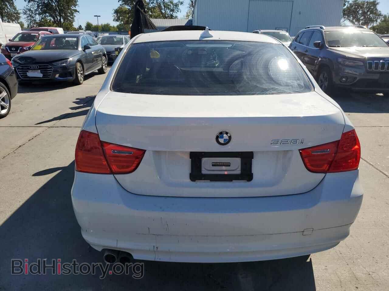 2011 BMW 3 SERIES - VIN: WBAPH5G57BNM71880 - Фото 6