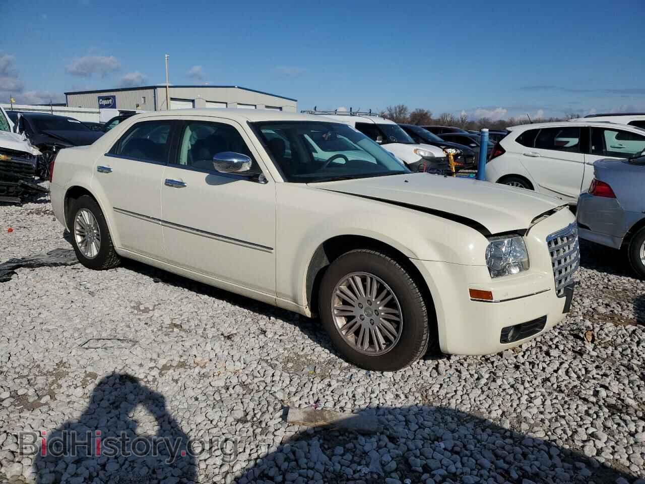 2010 CHRYSLER 300 - VIN: 2C3CA4CD4AH201546 - Фото 4