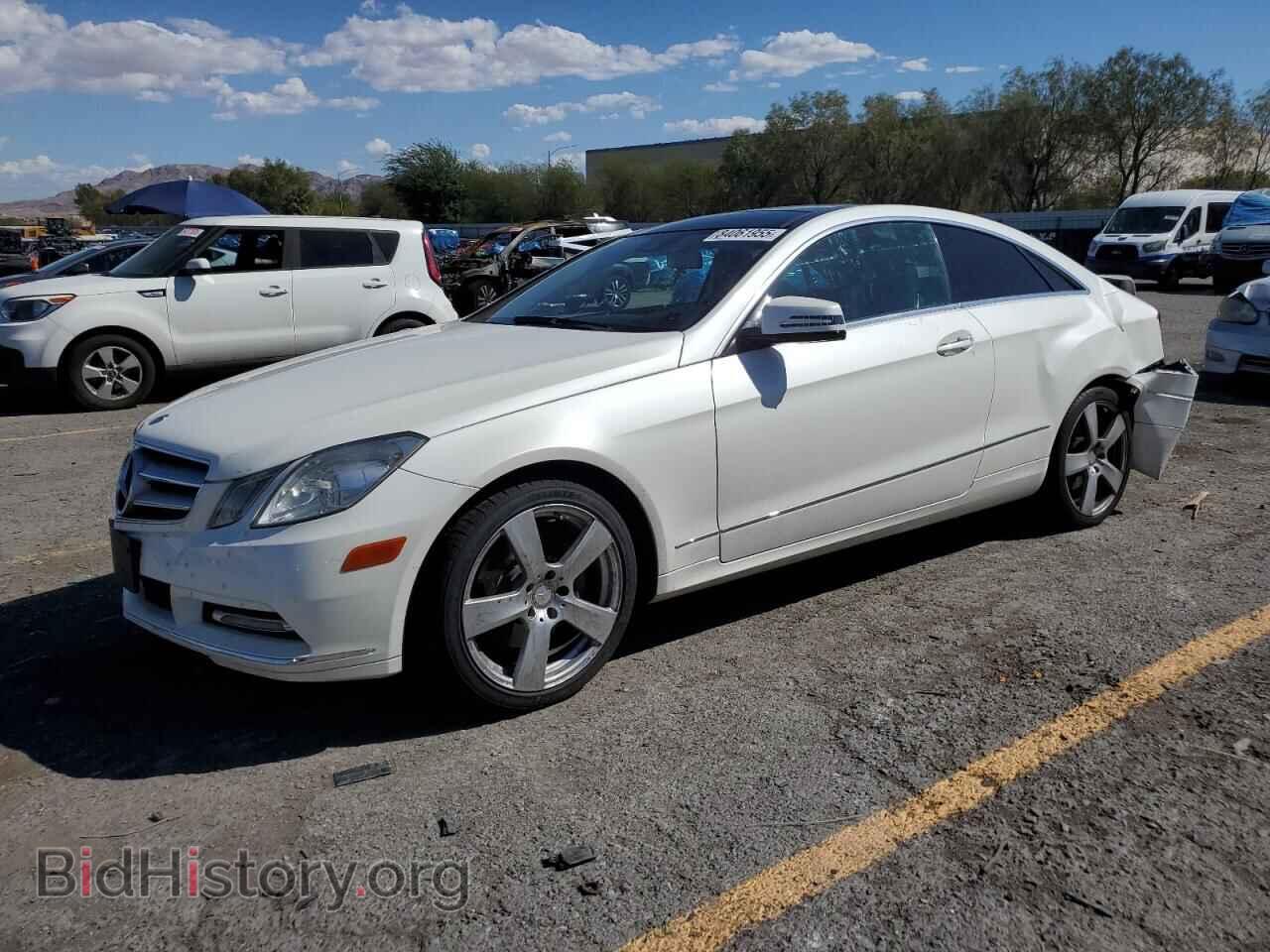 Photo WDDKJ5KB0DF195849 - MERCEDES-BENZ E-CLASS 2013