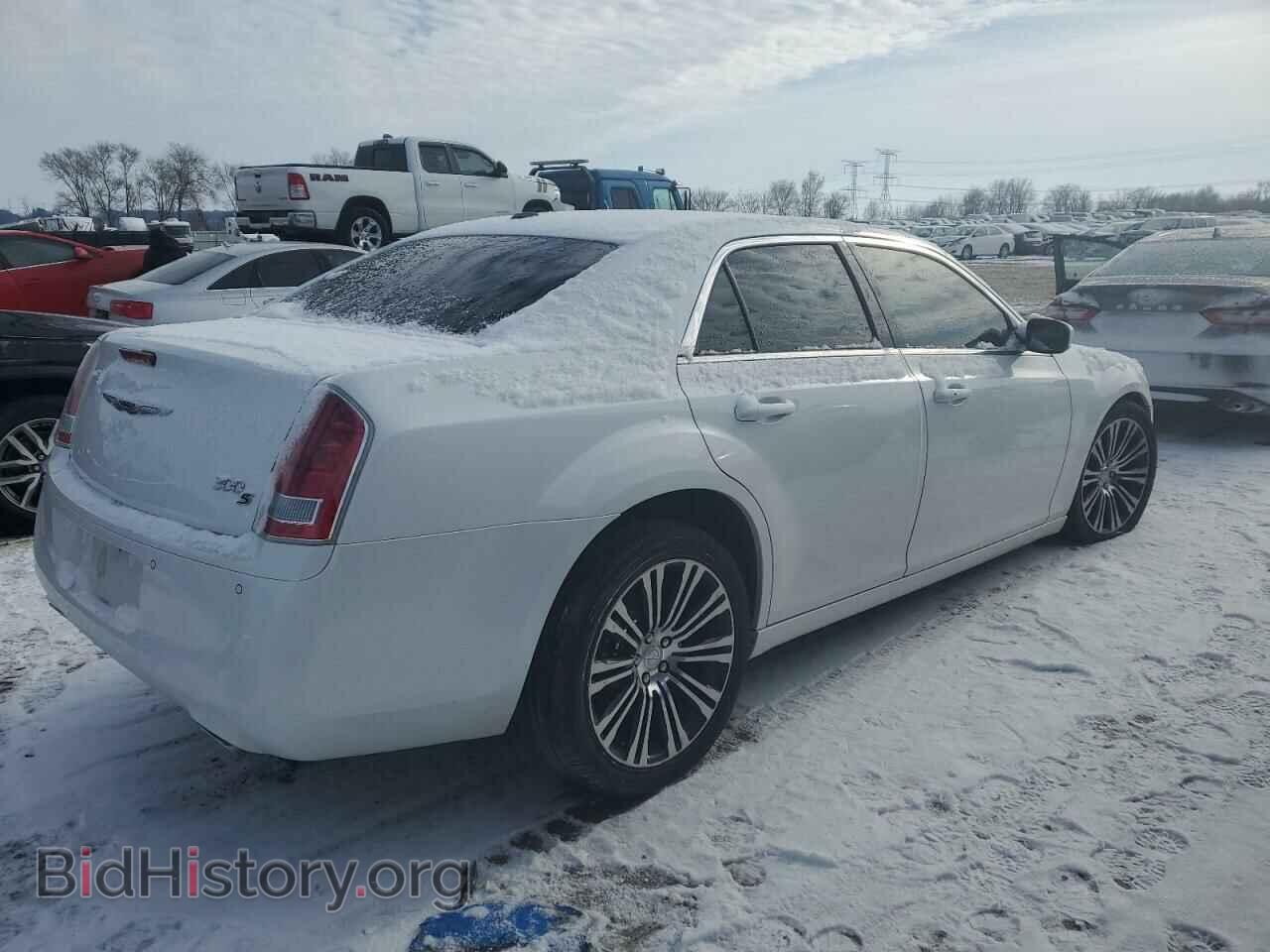 2013 CHRYSLER 300 - VIN: 2C3CCABT2DH672410 - Фото 3