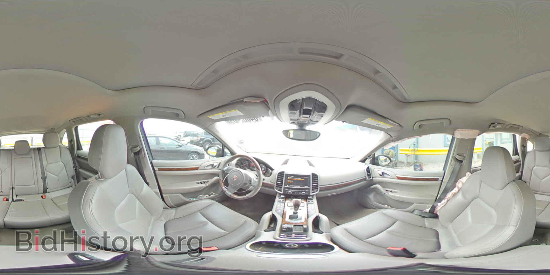 2011 PORSCHE CAYENNE - VIN: WP1AA2A20BLA03638 - Photo 15