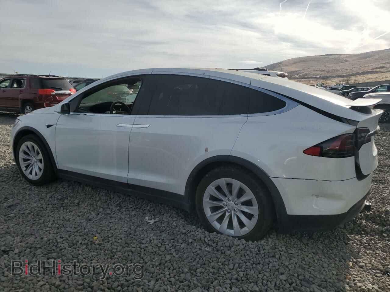 2020 TESLA MODEL X - VIN: 5YJXCDE22LF266441 - Photo 2