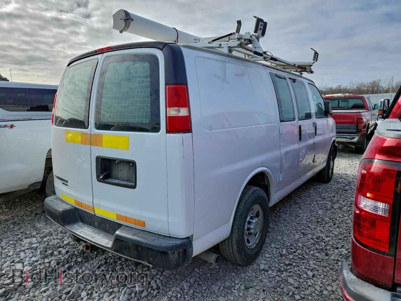 2013 CHEVROLET EXPRESS - VIN: 1GCWGFCA1D1190887 - Фото 3