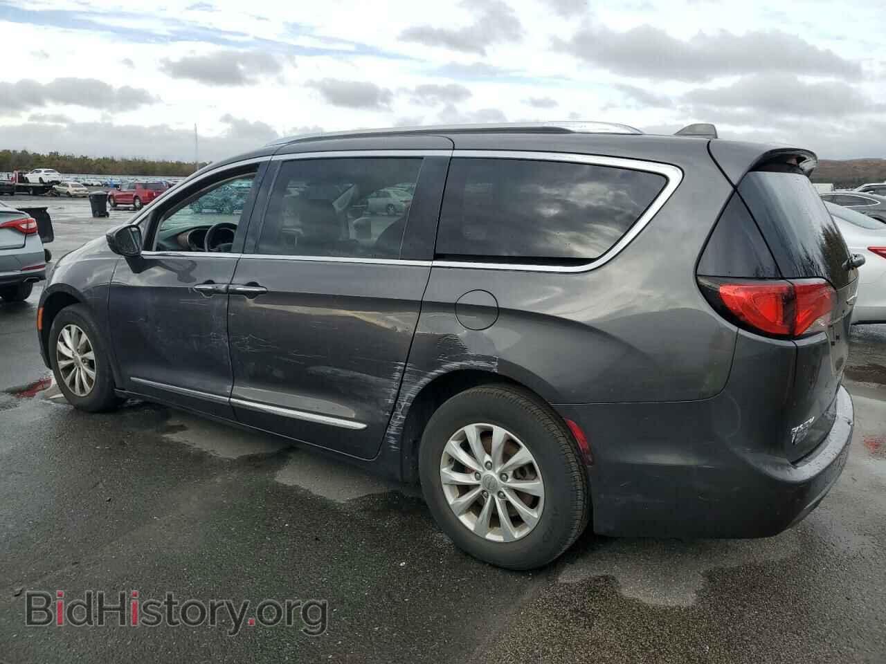 2019 CHRYSLER PACIFICA - VIN: 2C4RC1BG4KR733255 - Фото 2