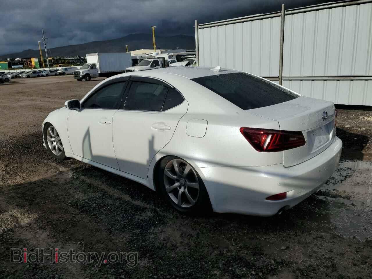 2013 LEXUS IS - VIN: JTHBF5C2XD5189703 - Photo 2