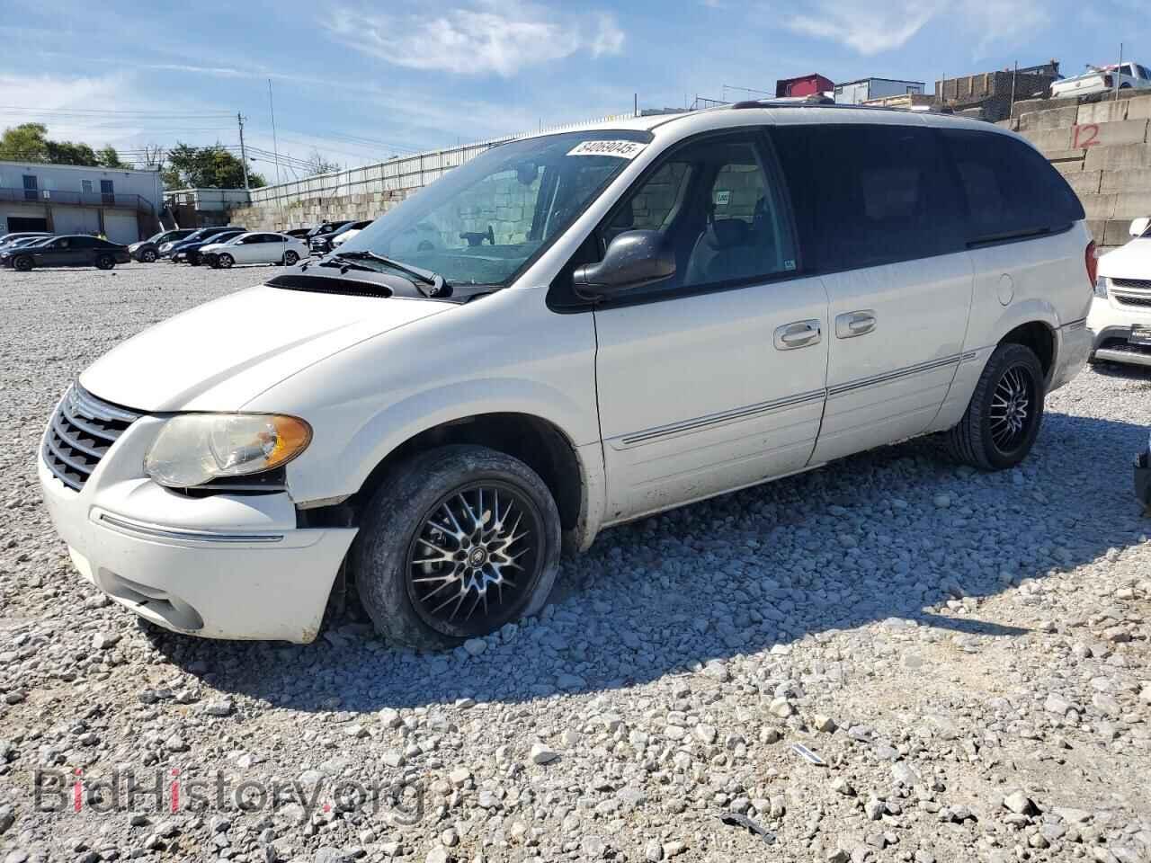 Photo 2C8GP64L05R267300 - CHRYSLER MINIVAN 2005